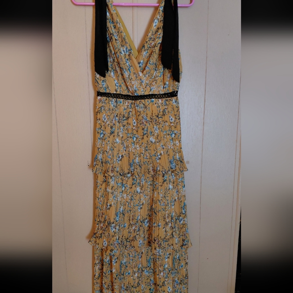 Lulus Floral Yellow Maxi Dress Size Small - Picture 2 of 6